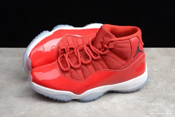 Rep LUCY Red RetroGym Air 378037-623 Jordan 11 0530